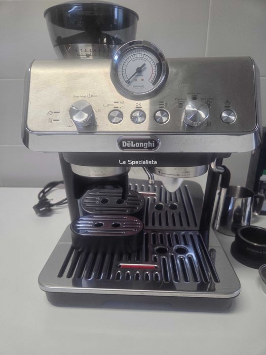 Máquina Café Grão - Delonghi La Specialista Arte - EC9155.MB