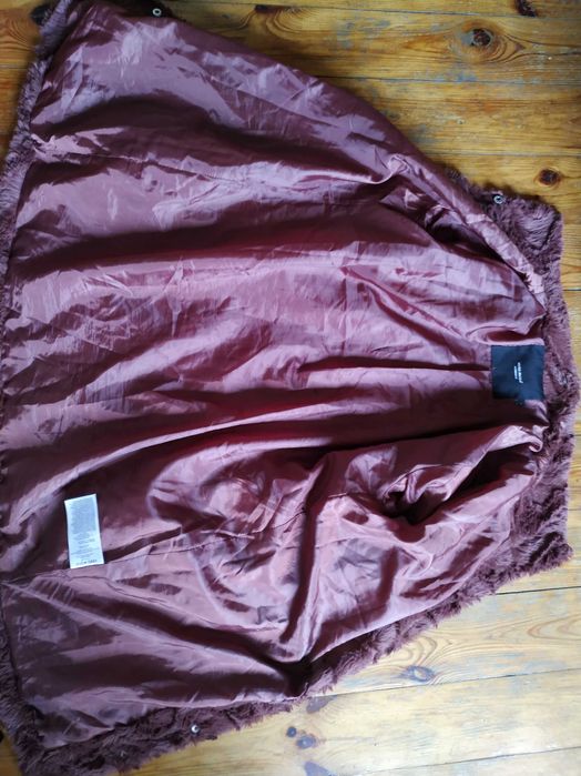lekkie  futerko  rozm  L - ,,VERO MODA ,,