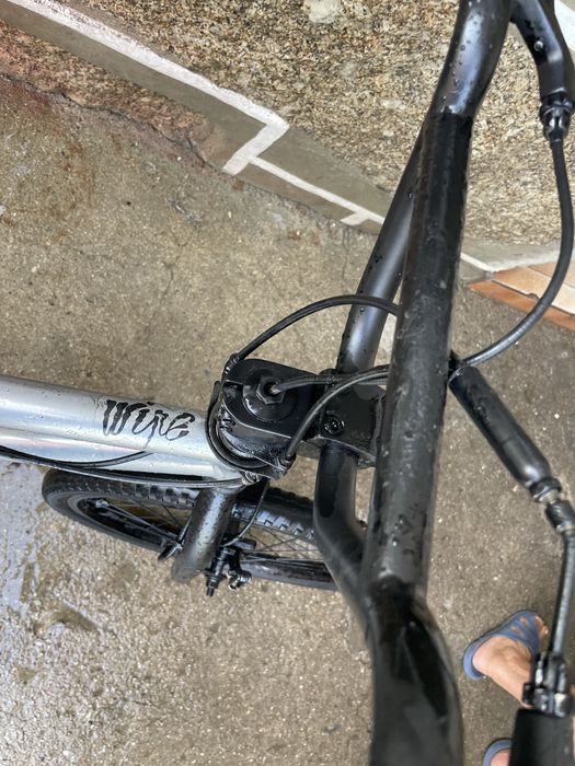 vendo bmx e uma bike de truques
