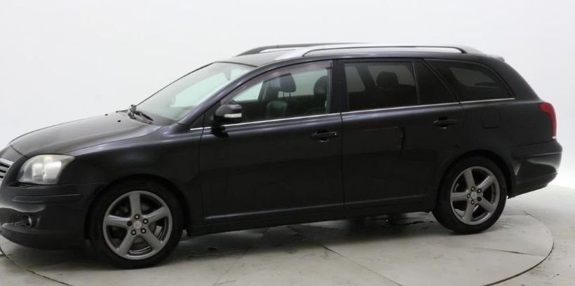 Toyota Avensis  SW 2.2D-4D ano 2007 excelente estado