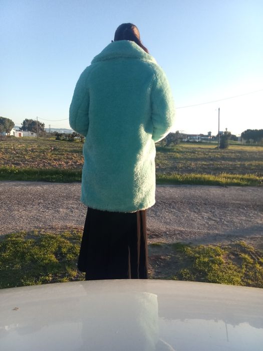 Casaco Guess cor turquesa