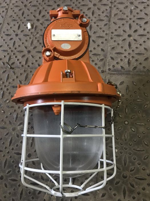 Прожектор, світильник «ВАТРА» ДСУ05У 200Вт, 100Вт, 40Вт