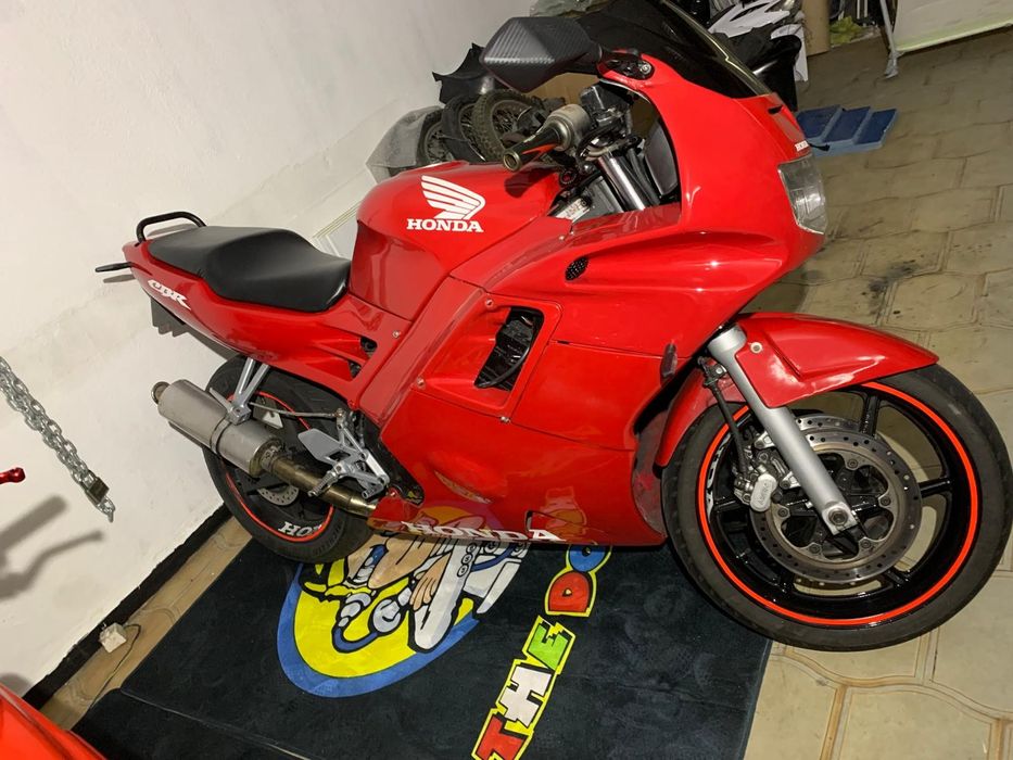 Honda Cbr 600 f (Negociável)