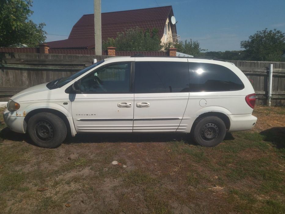 Крайслр Таун кантрі
