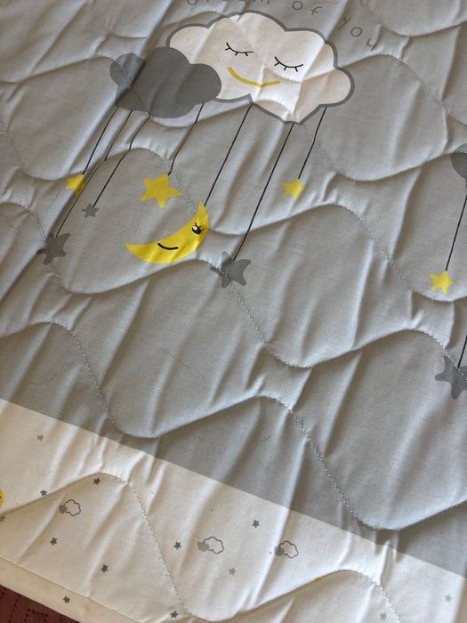 Colchão berço  de bebe para cama de grades como novo. 1,20 - 0,60 cm