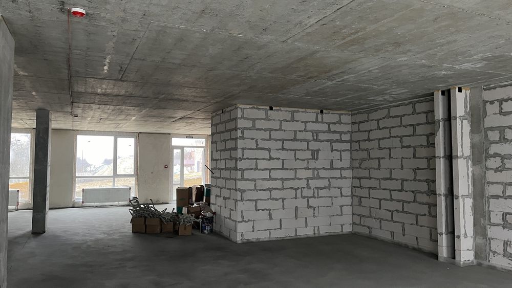 Продаж комерційного приміщення 146 м2 у Брюховичах