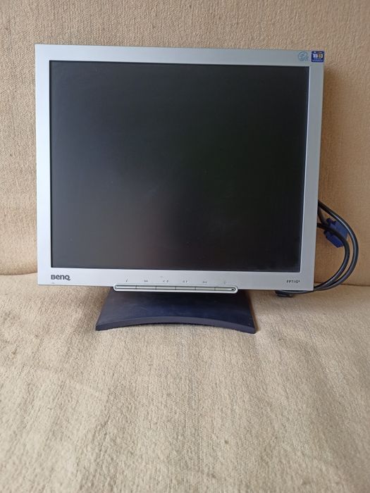 Monitor BENQ fp71g+  stan bardzo dobry WARTO !!