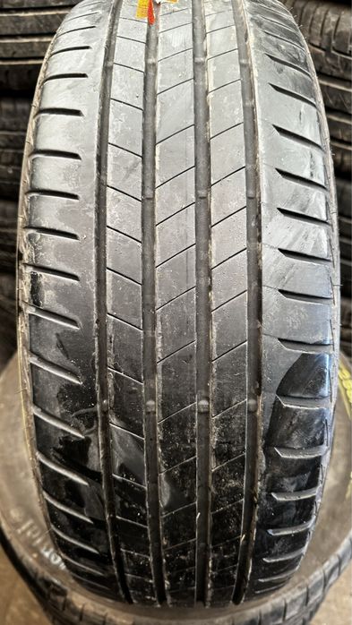 235/55/19. Bridgestone