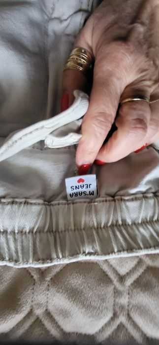 Spodnie damskie.M Sara.