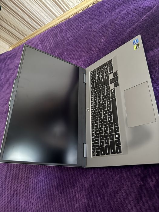 Ноутбук Lenovo LOQ 3-17 5060