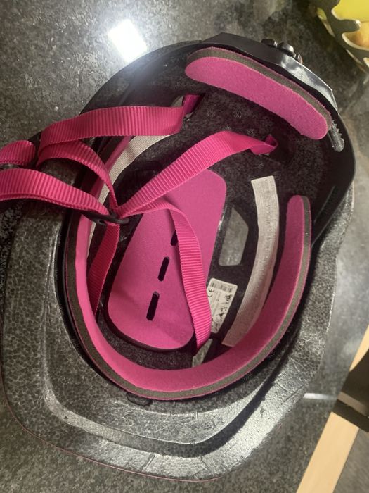 Capacete Menina btwin 53-56cm com cesta