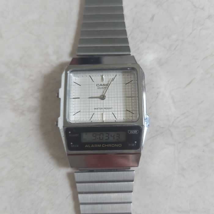 Casio наручний годинник