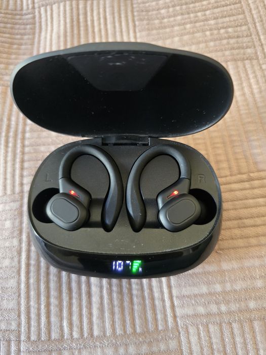 Auriculares esportivo com tradutor integrado