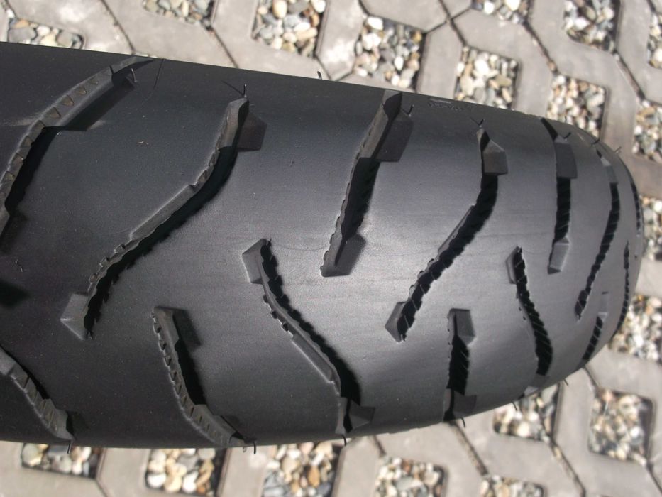 opona 140/80R17 Michelin Anakee 3 dot3715 4,2mm -17