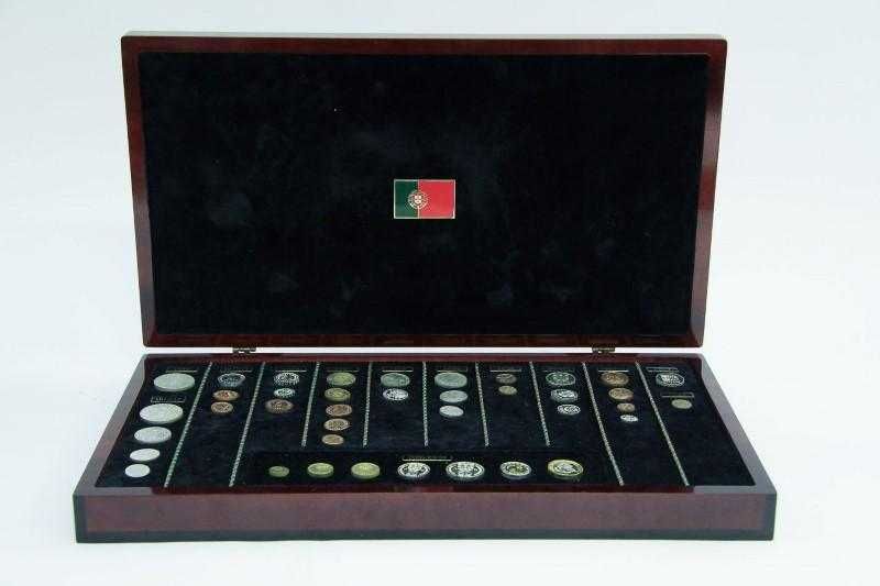 Coleção de medalhas/moedas: A grande história do Escudo Português