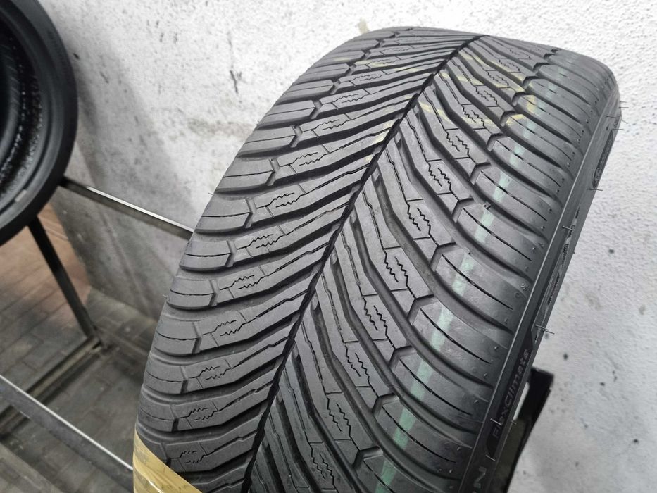 235/35zr20 92Y Hankook iON FlexClimate D.1326