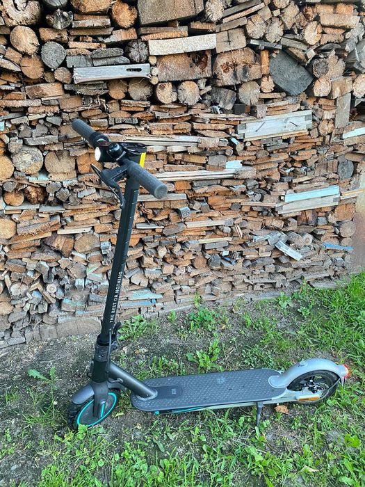 Продам Электросамокат Xiaomi Mi Electric Scooter Pro 2 Mercedes-AMG Pe