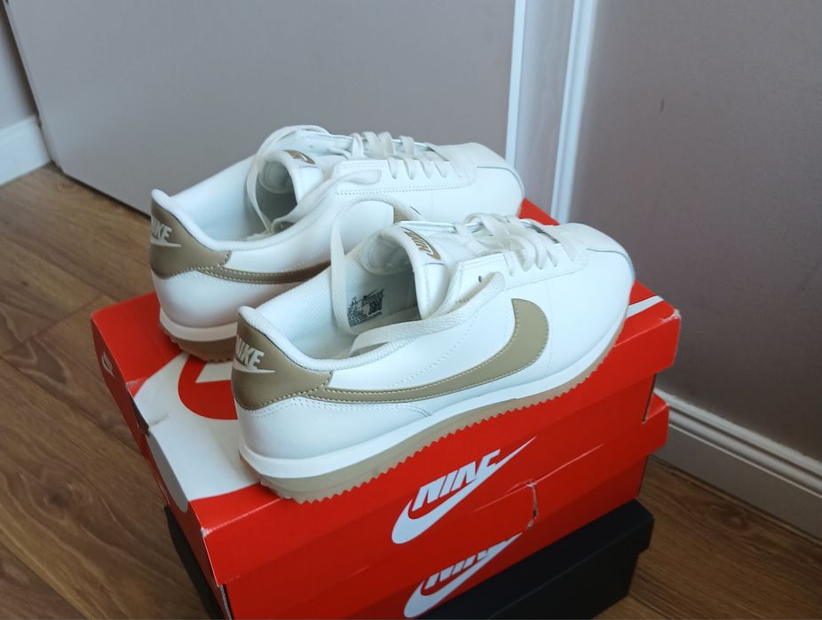-40%  NIKE Cortez. R.41,5. Unisex.