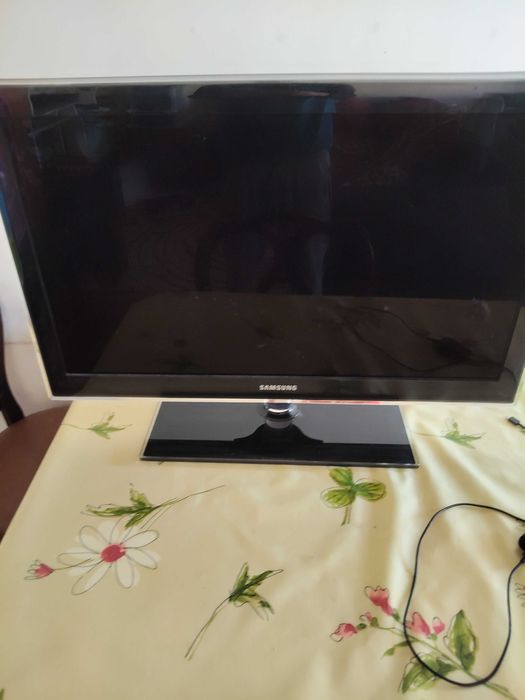 TV SAMSUNG Modelo ue32c5100qw