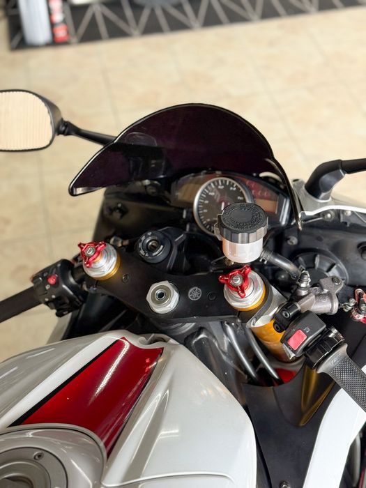 Yamaha R6 20 mil rpm