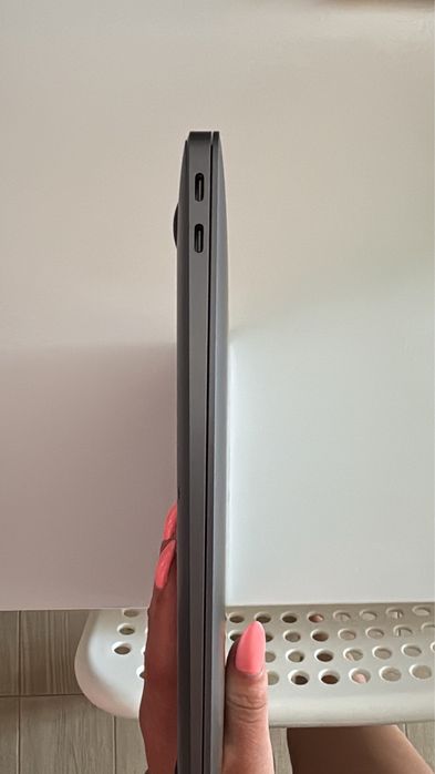 MacBook Air M1 13,3