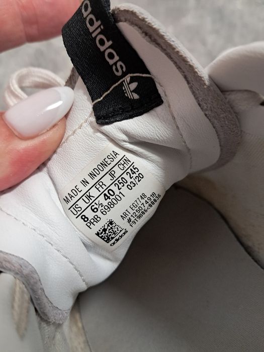 Кросівки Adidas шкіряні.NIKE 39розмір