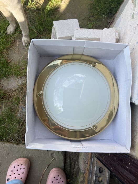 Потолочна люстра