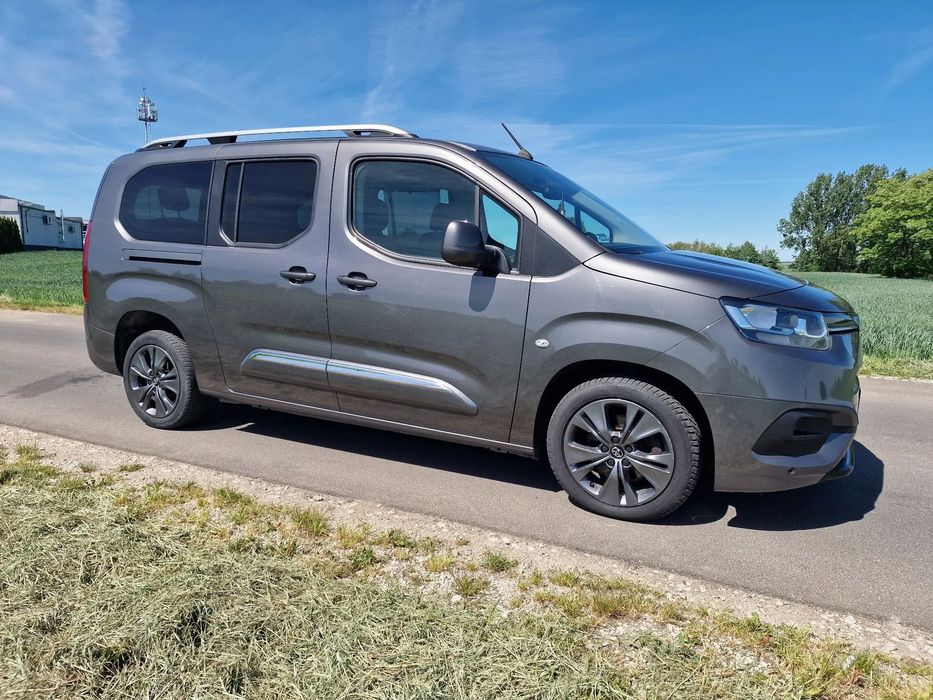 Toyota Proace City Verso 7 miejsc - na gwarancji - serwisowany - przebieg autostradowy - hak