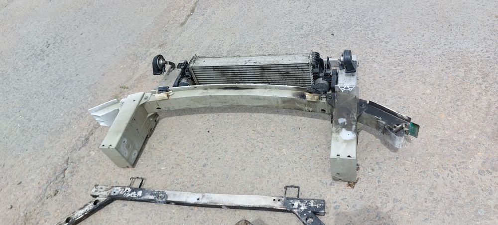 Усилитель бампера Volvo xc90 підсилювач вольво Хс90 2016+ розборка