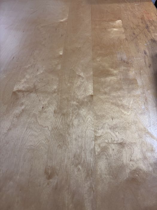 Mesa com pernas extensiveis