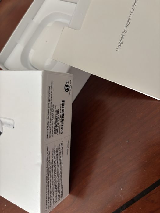 Apple AirPods 3