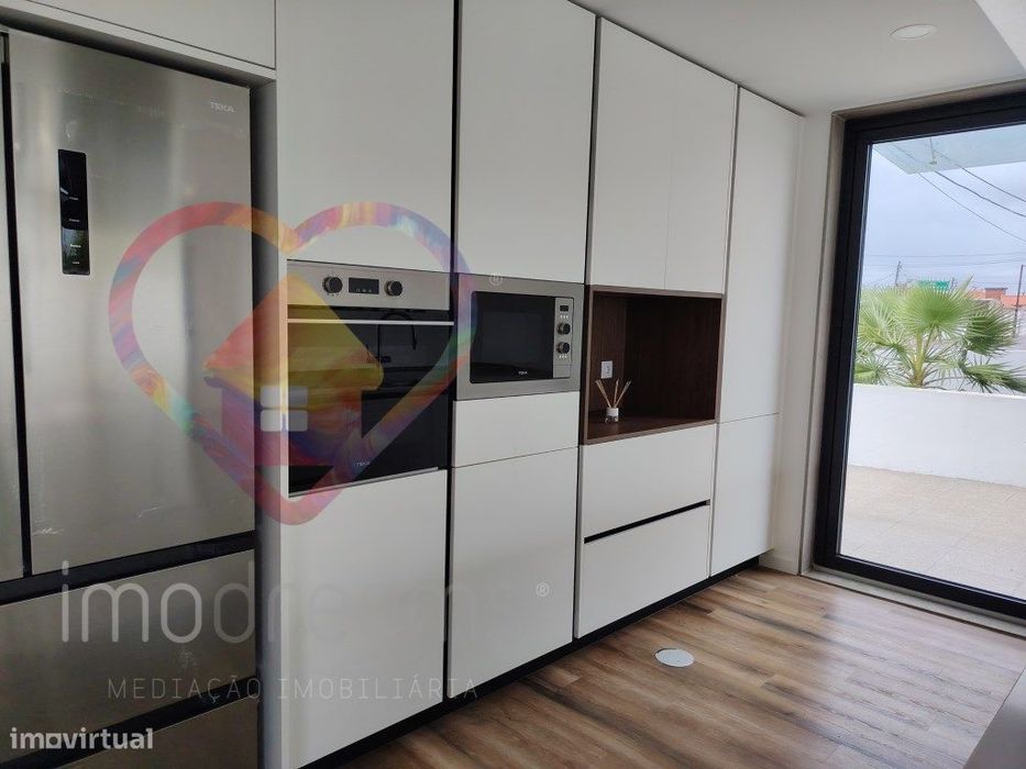 Moradia T4 de Arquirectura Moderna em São salvador, Ilhavo