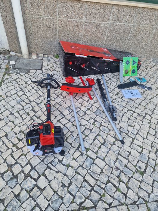 Máquina de cortar erva 4 / 1 nova