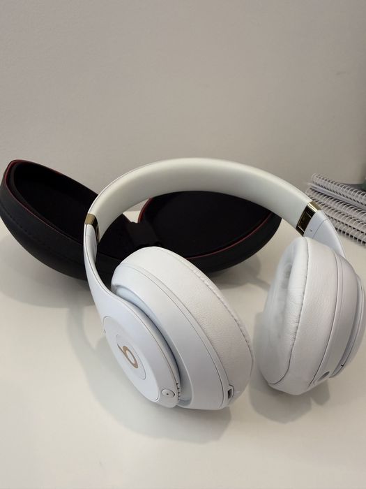 Beats Studio 3 (Brancos)
