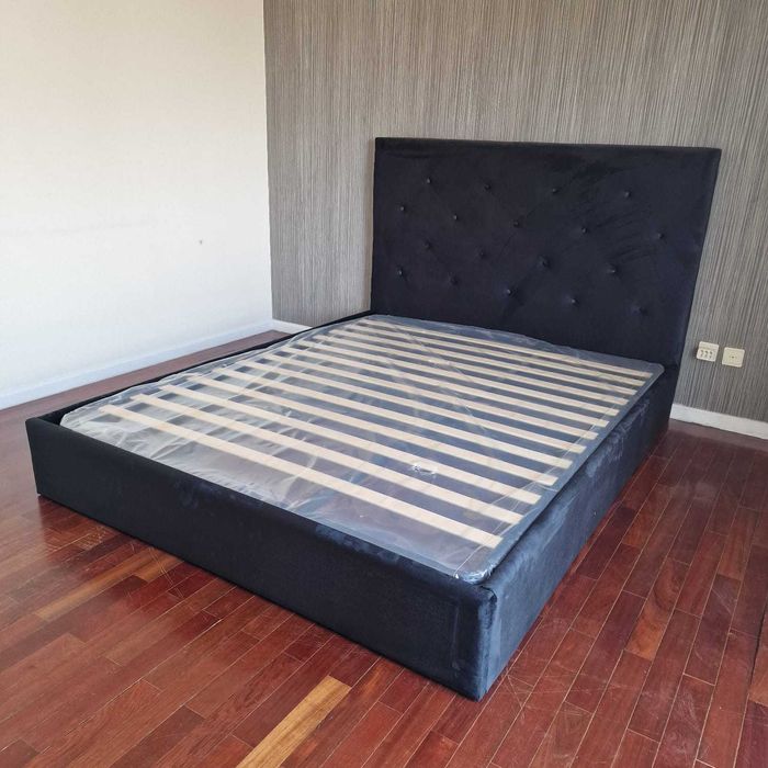 Camas de Casal Estofadas de Luxo 199€ Disp. em Várias Cores! 190x140m!