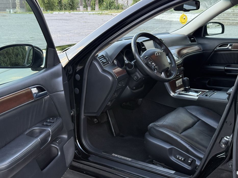 Infiniti M35 2008