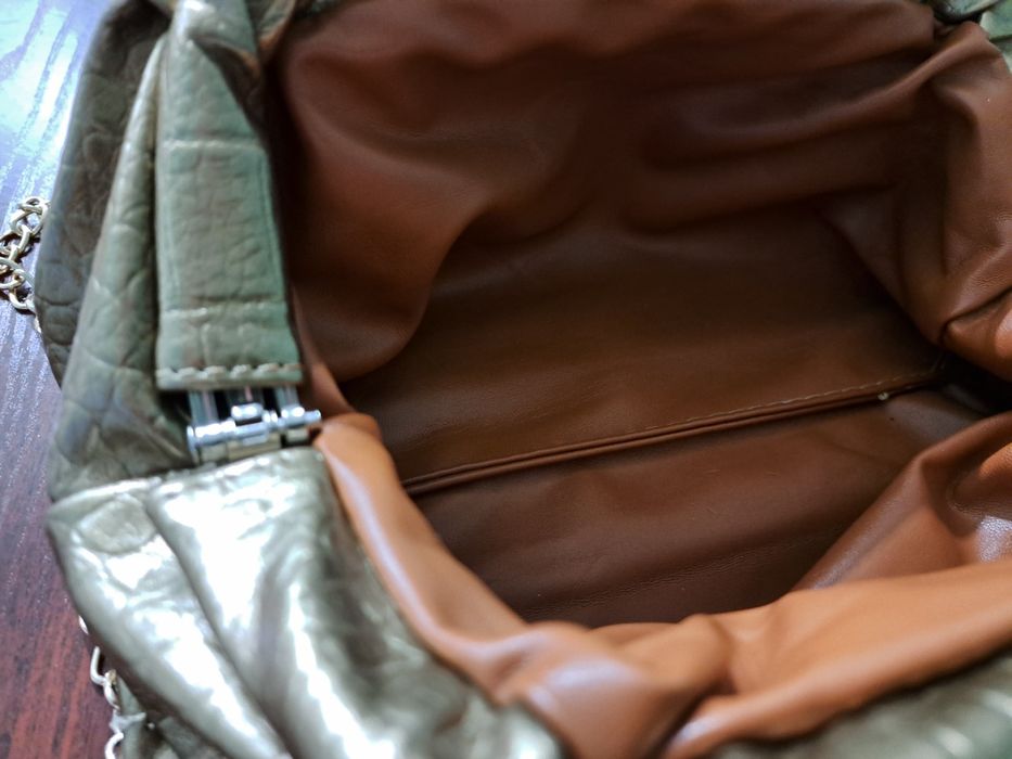 Torebka złota na łańcuszku