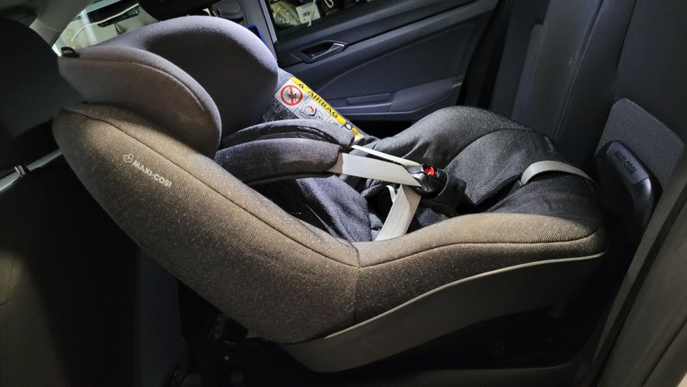 Maxi Cosi baza 2way fix + fotelik 2way pearl