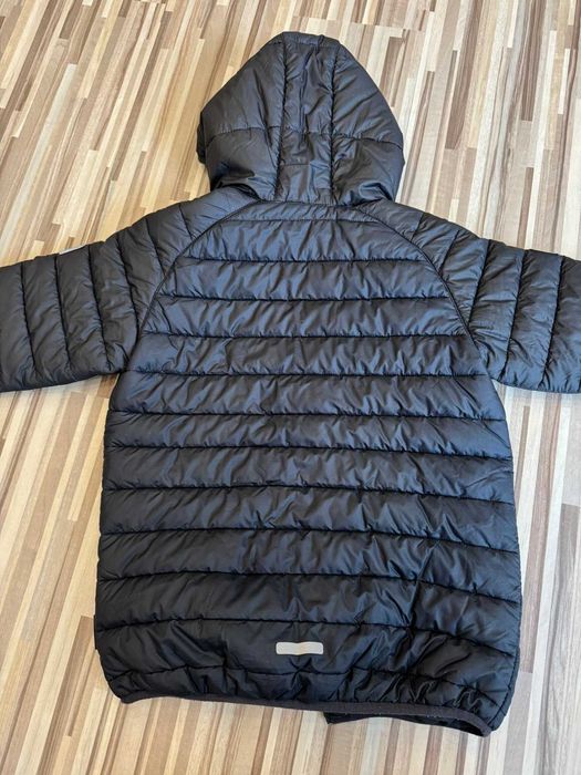 Весенне осенняя куртка Jack Wolfskin Состояние новой Рост 152