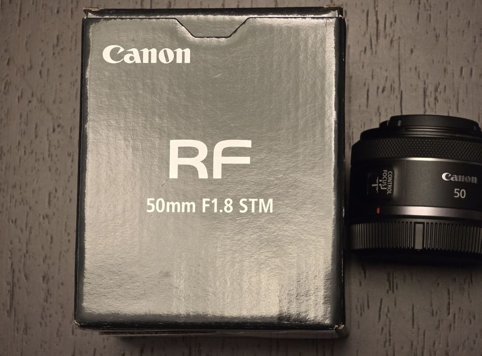 Lente Canon RF 50 1.8 STM como nova - com caixa