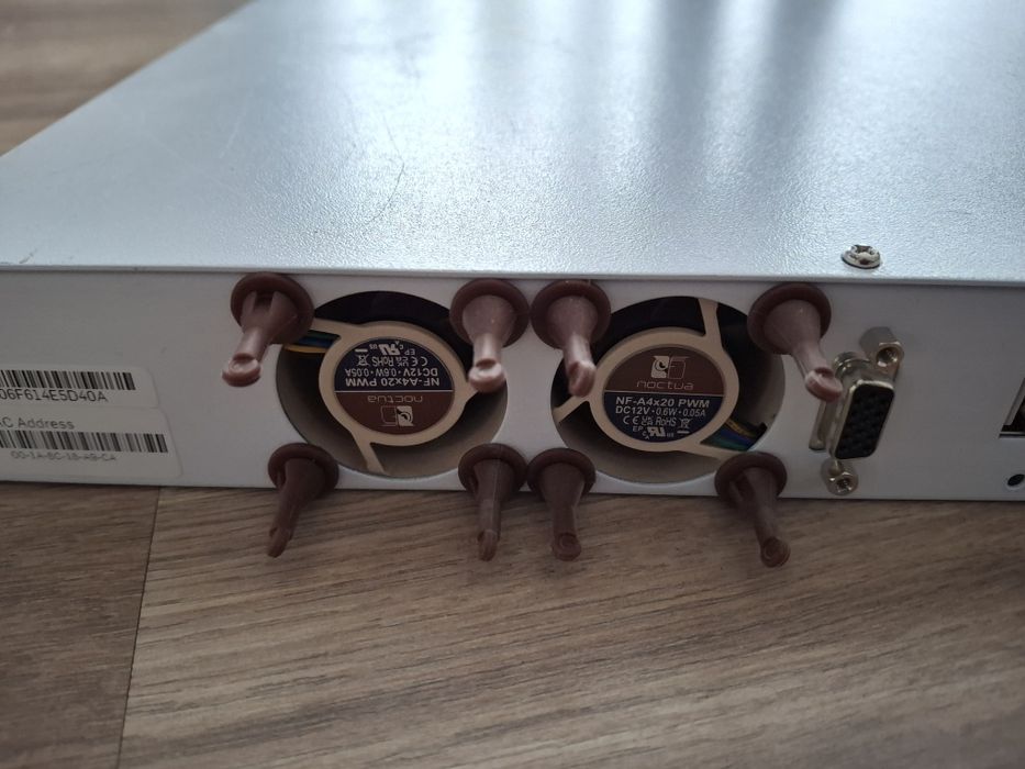 Sophos UTM 425 – cichy (3× Noctua) – idealny do homelab / Sophos XG