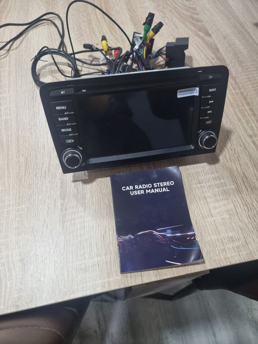 Auto rádio novo.