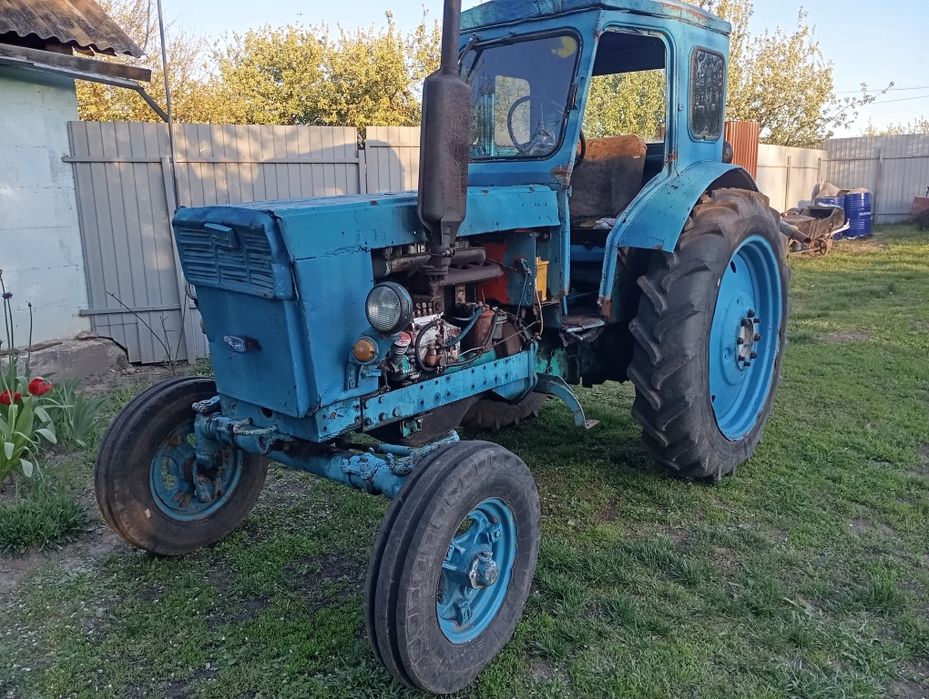 Продам т 40  в хорошому стані мотор після капіталу коробка ідеальна