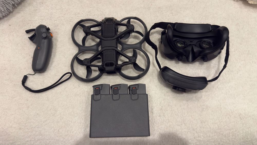 Dji Avata 2 Fly More Combo + Comando FPV RC3