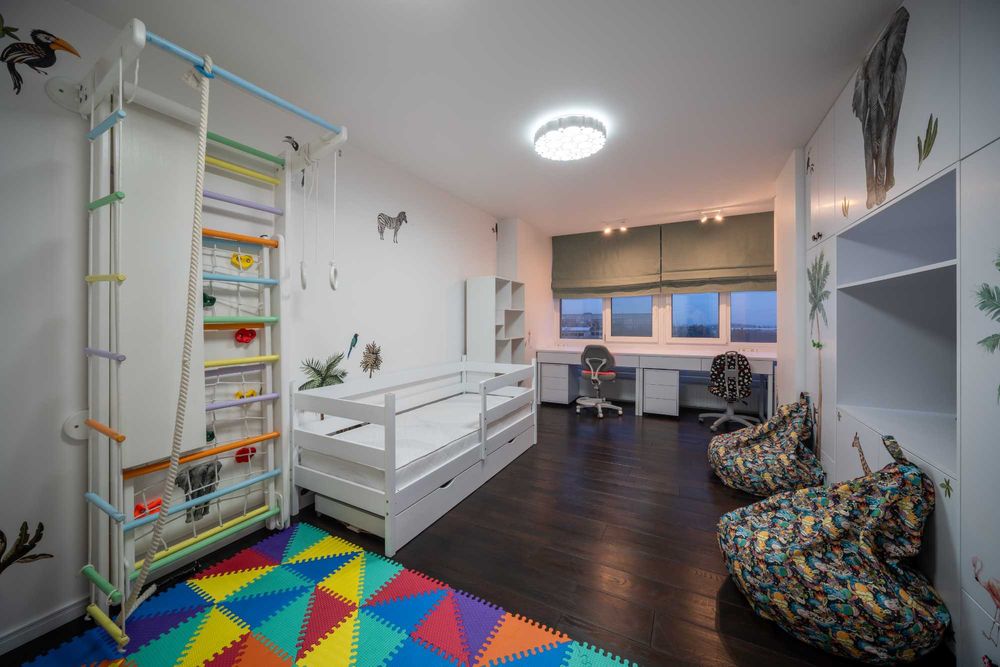 Пентхаус з якісним ремонтом/меблями/технікою в новобудові