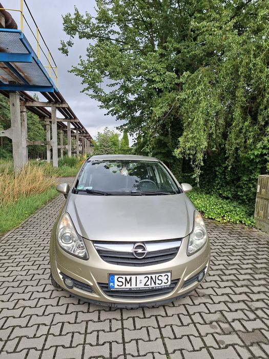 Opel Corsa D Cosmo | 1.2 80 KM | Bogate wyposażenie | 2 komplety kół