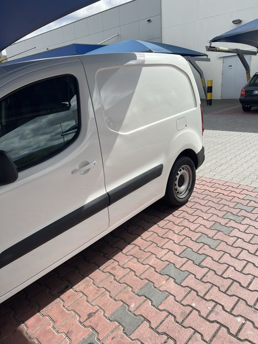 Entregas & Mudanças Rápidas | Preço Acessível [Fundao]