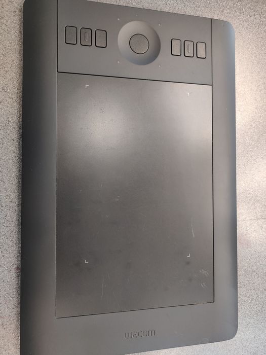 W2//Wacom/ Intous Pro Small Tablet Graficzny Piórkowy/ Szczecin