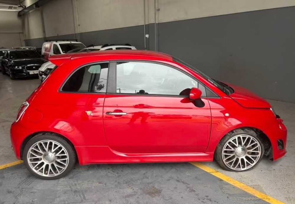 Fiat  500 Abarth. (Troco)
