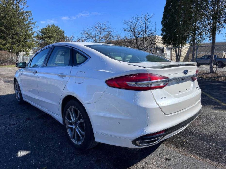 Ford Fusion      2018